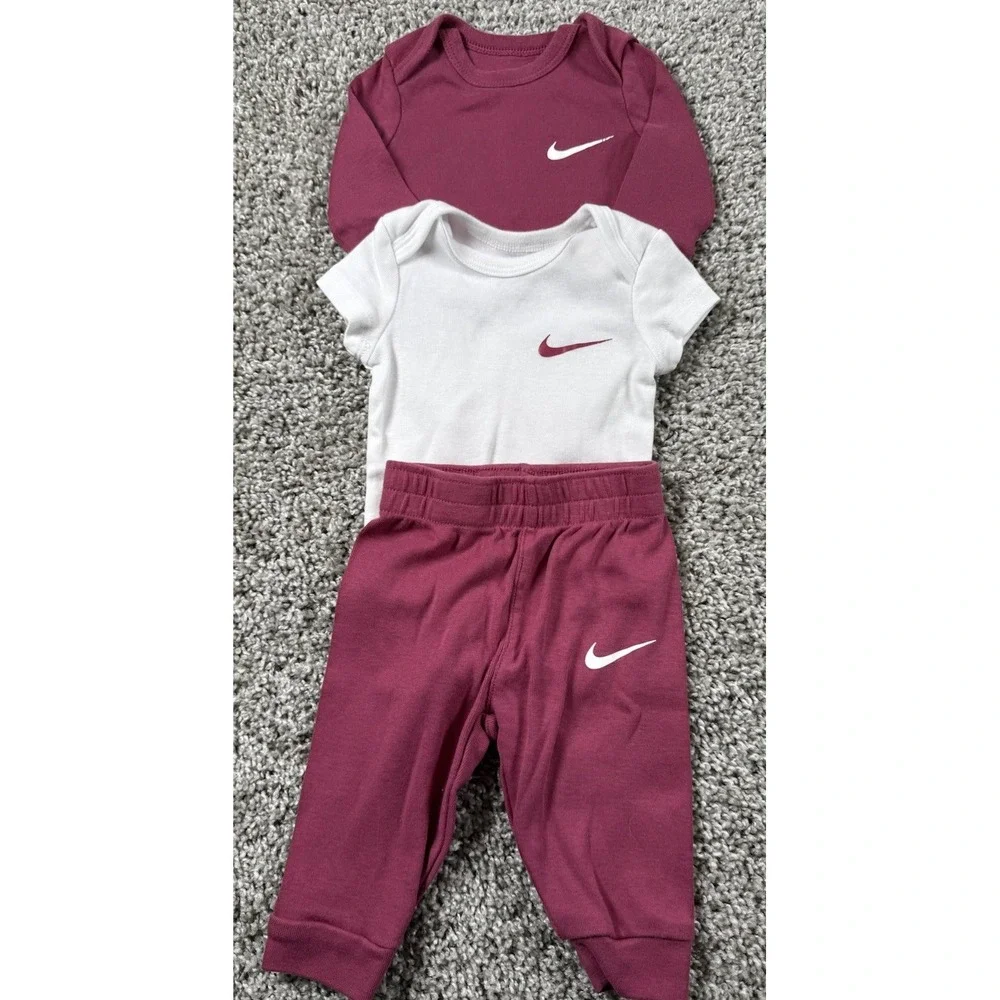 Nike Baby Girls Bodysuits Pants Outfit 3 Months